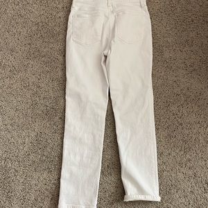 Madewell high rise slim boy jean in white!!